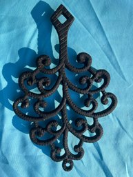 Black Cast Iron Leaf Trivet