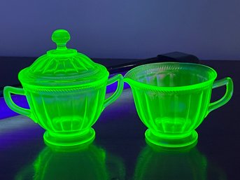 URANIUM Colonial Fluted Green By Federal Glass, Vintage Depression Glass Covered Sugar Bowl & Creamer Set