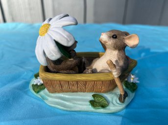 Charming Tails Rowboat Romance Mouse Figurine