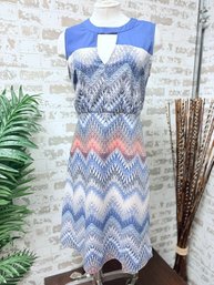 BCBG Maxazaria 'Flare Stitch' Dress Size 8