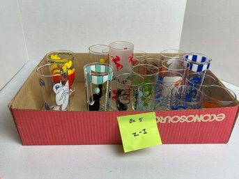 BOX LOT, Cartoon & Retro Tumblers, 1930s Seven Dwarfs, MCM Red Horse Tom Collins, Hazel Atlas Rooster, MORE!