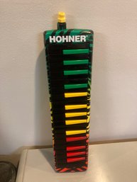 Hohner Airboard Rasta Melodica