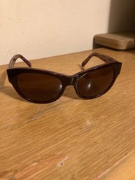 Tortoise & Blonde Womens Sun Glasses  New