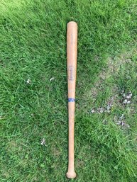 Vintage Adirondack Johnny Bench Wood Baseball Bat