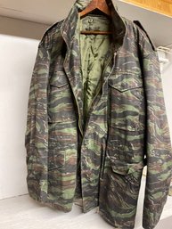 Lined Hunting Jacket Size XXL With Removable Liner