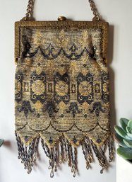 Circa 1920s French Art Deco Geometric Micro Beaded Purse