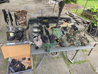 Huge Lot Of Airsoft Pellet Rifles & Pistols (Smith & Wesson, Colt And Others) Plus A Ton Of Equipment