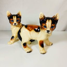 Vintage Calico Cat Figurine Pair - Mid-Century Style Glossy Ceramic Kittens With Striking Blue Eyes (5.5')