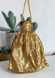 Beautiful Vintage Whiting & Davis Expanding Accordion Style Gold Mesh Beggars Bag With Original Box