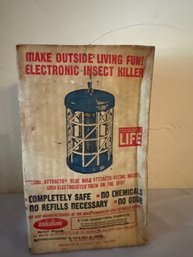 Vintage 1968 NOS Electronic Insect Killer A. K. Electric Corp. Popular Science
