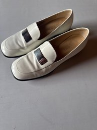 Gucci Marmont Vinyl Ballet Flats Loafer Shoes Beige Patent Leather Size 8.5 B