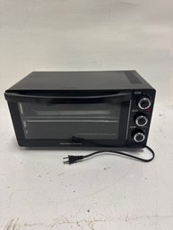 Never  Used Hamilton Beach Toaster Oven