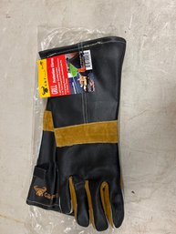 G And F Grill Protection Gloves