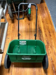 Scott Turf Builder Spreader