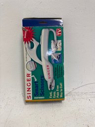 Singer Cordless Smart Scissors.