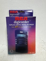 RCA Digicorder RP-5840 Tapeless Digital Micro-recorder.