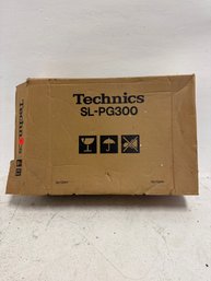 A Technics SL-PG300 Single CD Disc Compact Disc Player.