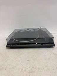 Technics SL-BD22 Belt-drive Semi-automatic Turntable.