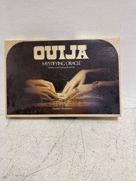 Vintage 1972 Parker Brothers Ouija Mystifying Oracle William Fuld Talking Board Set.