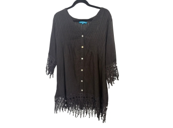 Black Blue Island Lace-trimmed Pintuck Tunic Blouse
