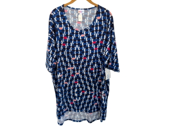 LulaRoe Lindsey Top Featuring A Geometric Pattern- New With Tags