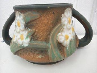Vintge Roseville Pottery Vase Fom The 'Jonquil' Pattern Line