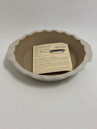 A Pampered Chef New Traditions Stoneware Deep Dish Pie Plate.