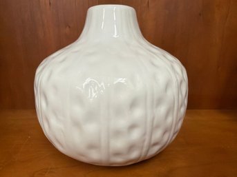 White Porcelain Vase With A Textured Crocodile-style Relief Pattern