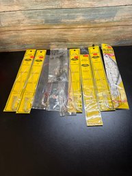 Large Lot Of Various Pre-tied Fishing Rigs And Hooks