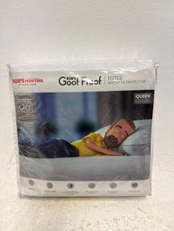Queen Size Fitted Mattress Protector By Bob's Discount Furniture From Their Goof Proof Collection.