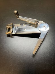 Vintage Rival Can-O-Mat Wall-mounted Can Opener