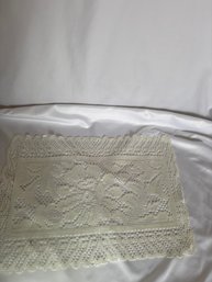 Table Doily (B1)