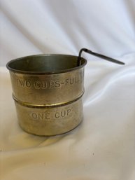 Two Cup Aluminum Sifter - Move Handle Side To Side To Sift. (F5)