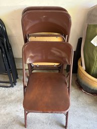 Set Of Four Samsonite Stack Of Classic Brown Metal Folding Chairs