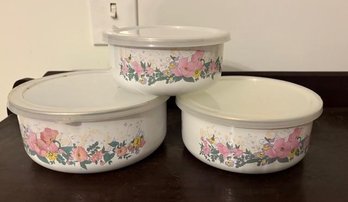 Vintage Enamelware Nesting Bowls With Floral Print