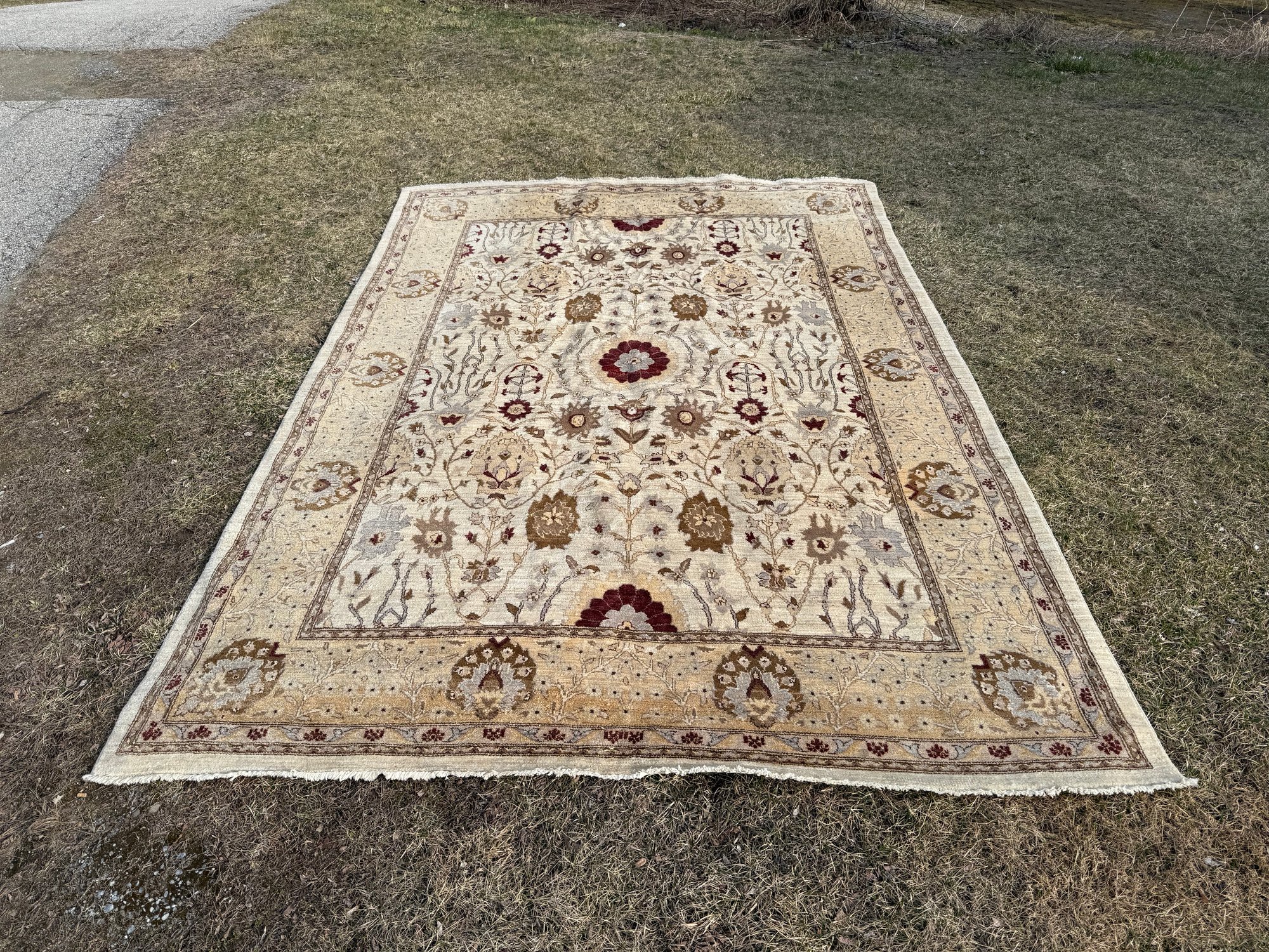 Large Vintage Cream Color Oriental Rug #2918 | Auctionninja.com