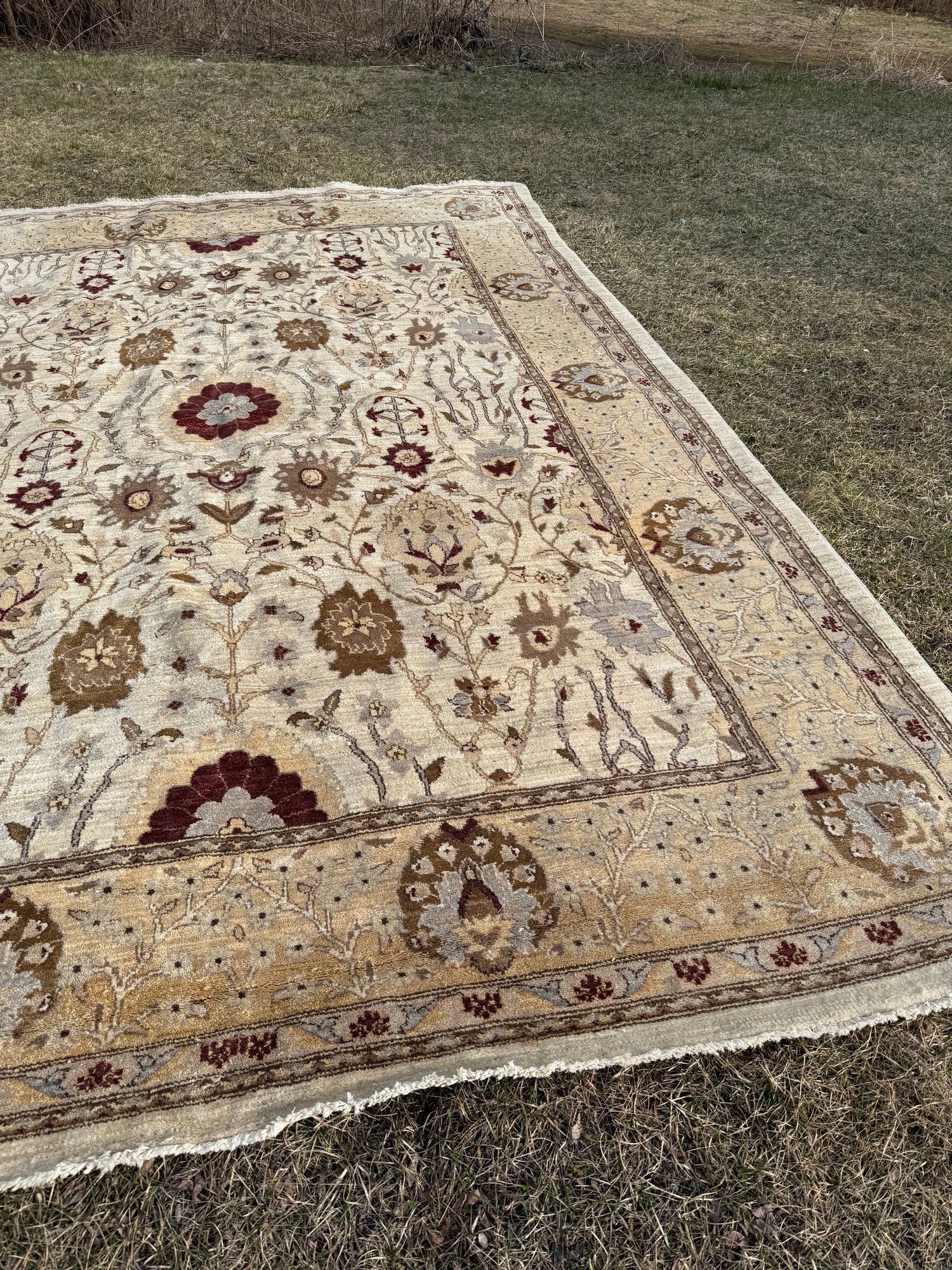 Large Vintage Cream Color Oriental Rug #2918 | Auctionninja.com