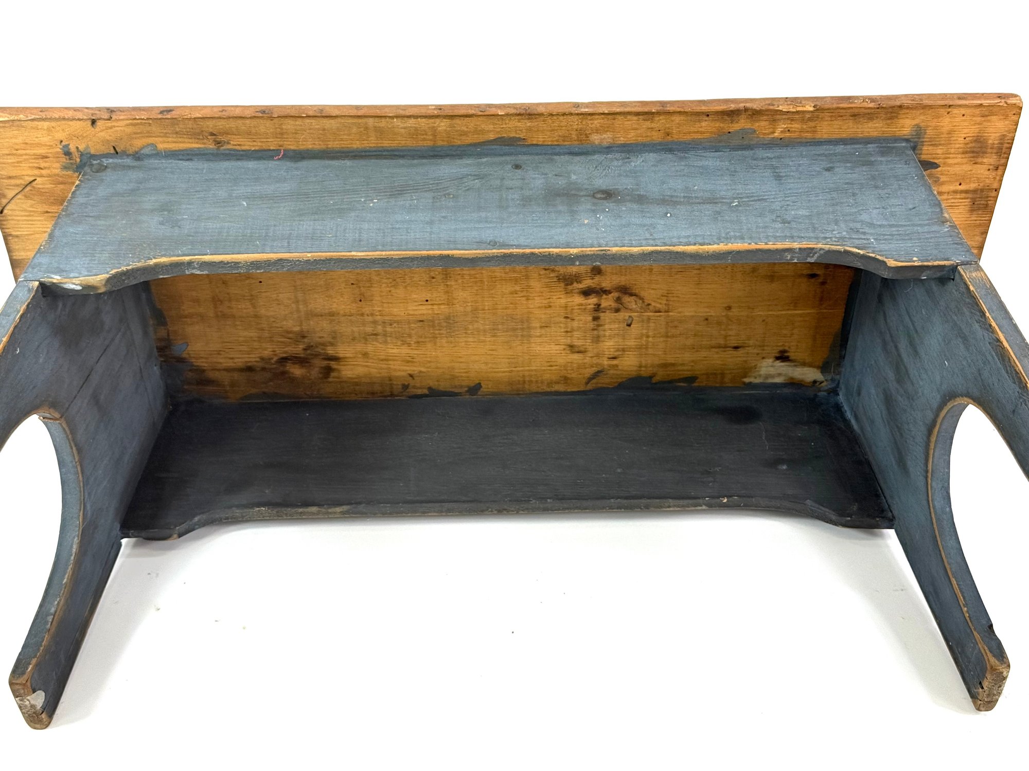 High Quality Reproduction Antique Bucket Bench #4269 | Auctionninja.com