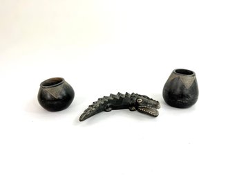 Vintage African Clay Items Including Alligator