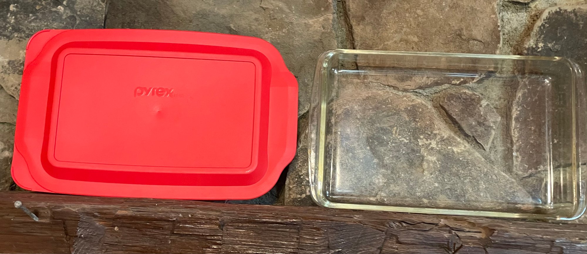 Pair Of Pyrex Lasagna Pans #5644 | Auctionninja.com