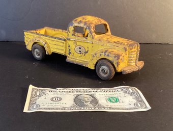 Antique Cast Iron Yellow Arcade Hubley Toy Truck With Workin Wheels/rubber Tires