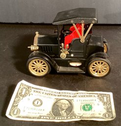 Collectible  1917 Design Ford Model Car Five Transistor Radio Made In Japan 1970s