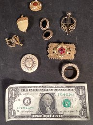 Vintage Costume Jewelry Group Of Brooches, And Earrings