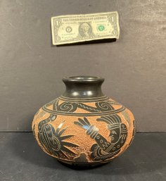 Vintage Meta Ortiz ? Blackwall Carved Pottery Vase Nicarauga