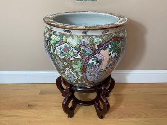 Chinese Rose Medallion Porcelain Planter/ Fish Bowl On Stand
