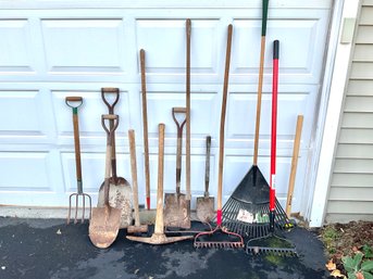 Lot Of Good Yard Hand Tools