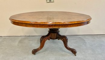 Victorian Fancy Walnut Pedestal Base Cocktail/ Coffee Table
