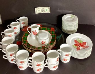 58 Pieces Of Unused Holiday Tableware For Your Entertaining