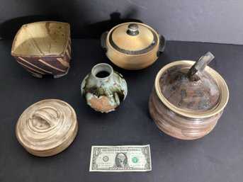 5 Signed Pieces Of Hand Made/hand Thrown Pottery