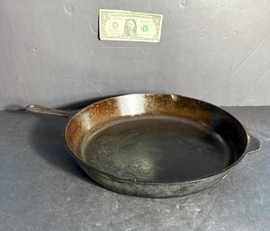 15 Inch Seasoned Vintage Lodge SK Cast Iron Skillet